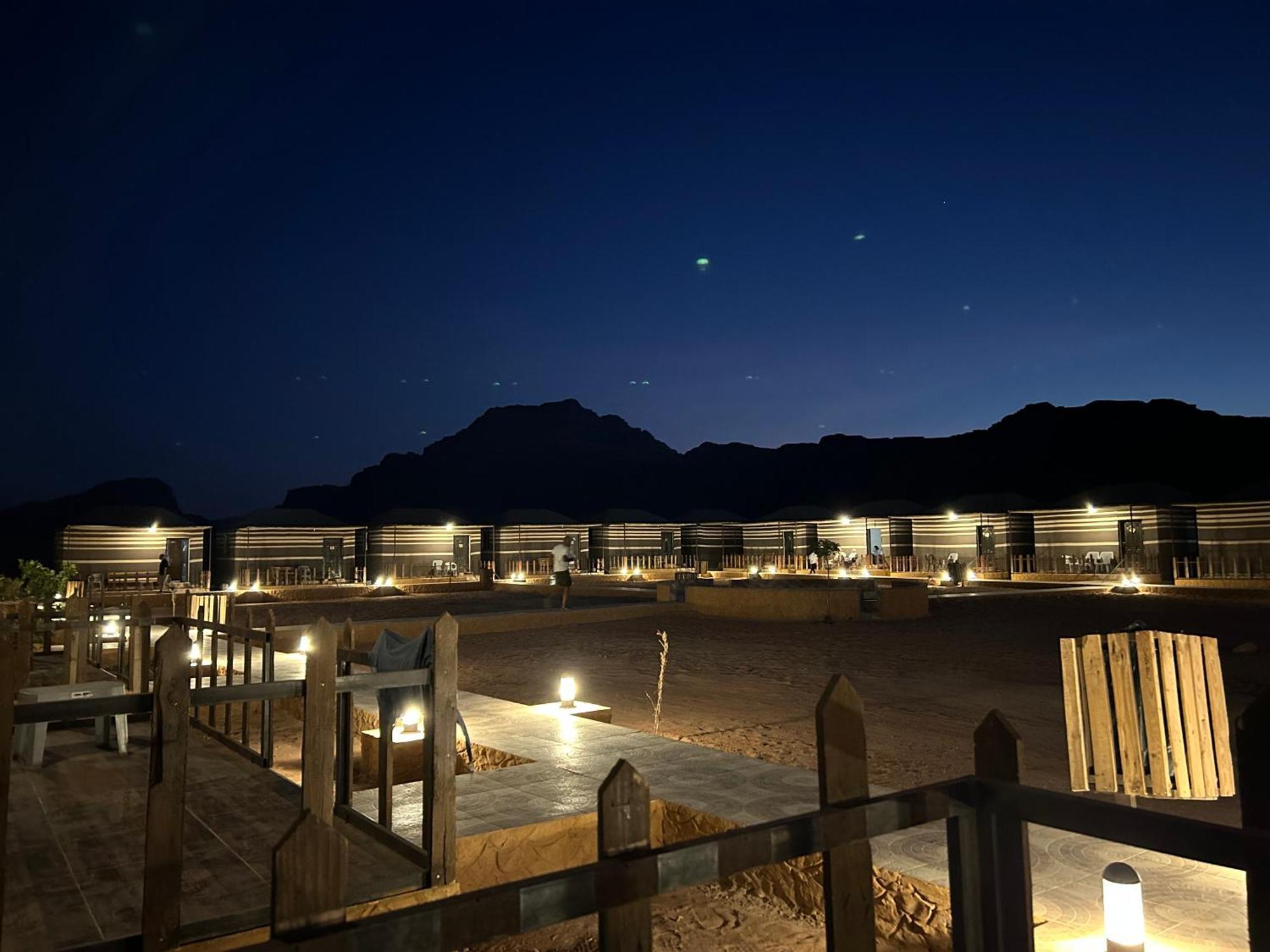 Panorama Wadi Rum Hotel Exterior foto