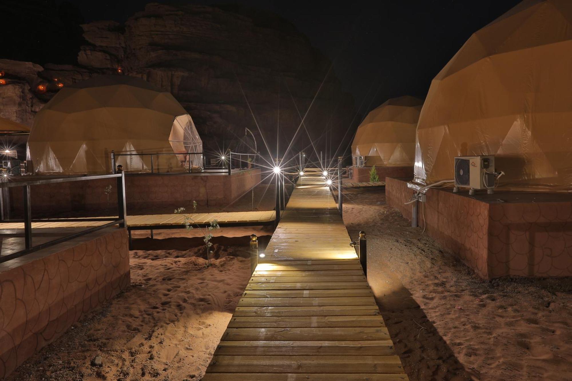 Panorama Wadi Rum Hotel Exterior foto