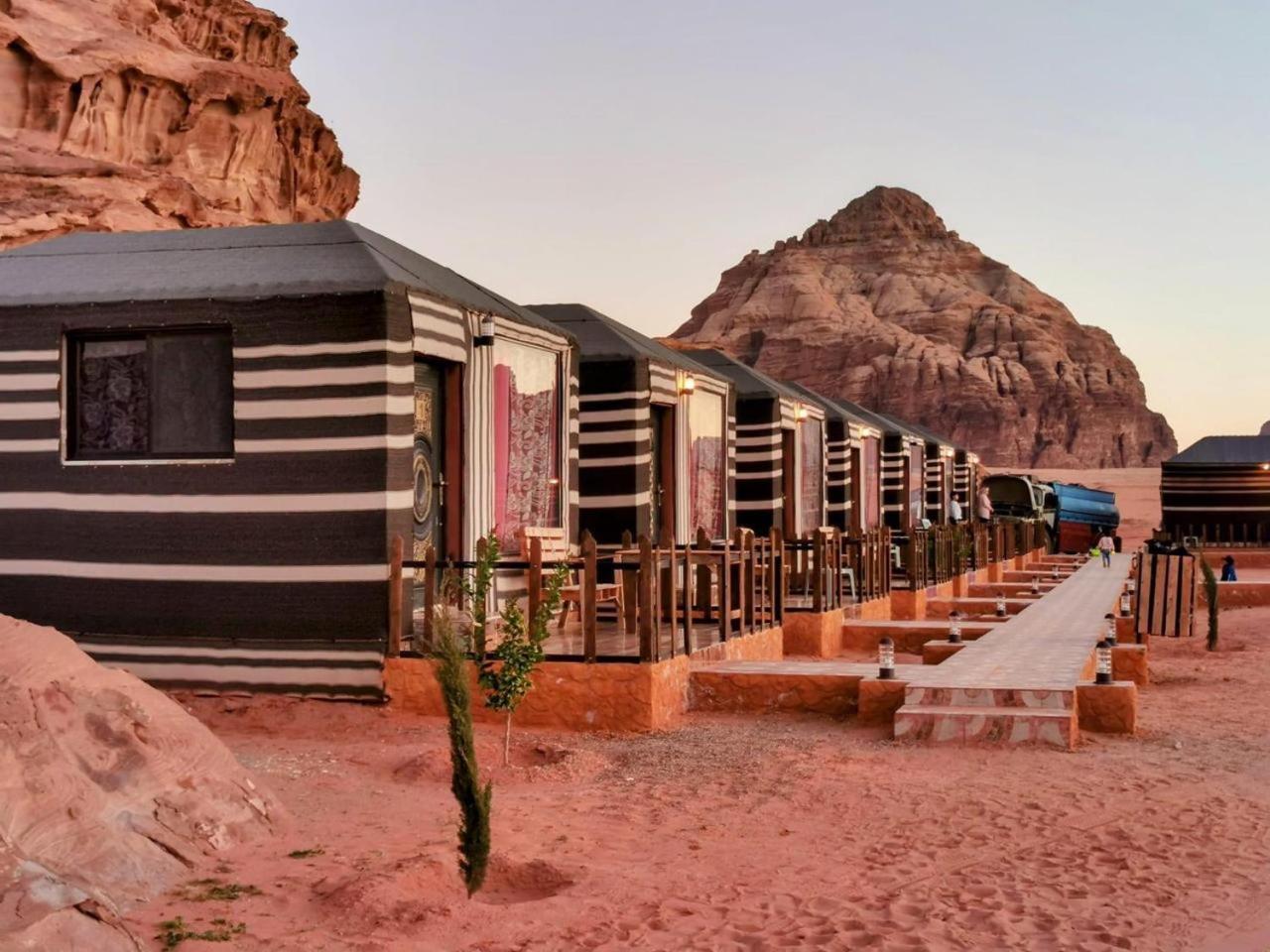 Panorama Wadi Rum Hotel Exterior foto